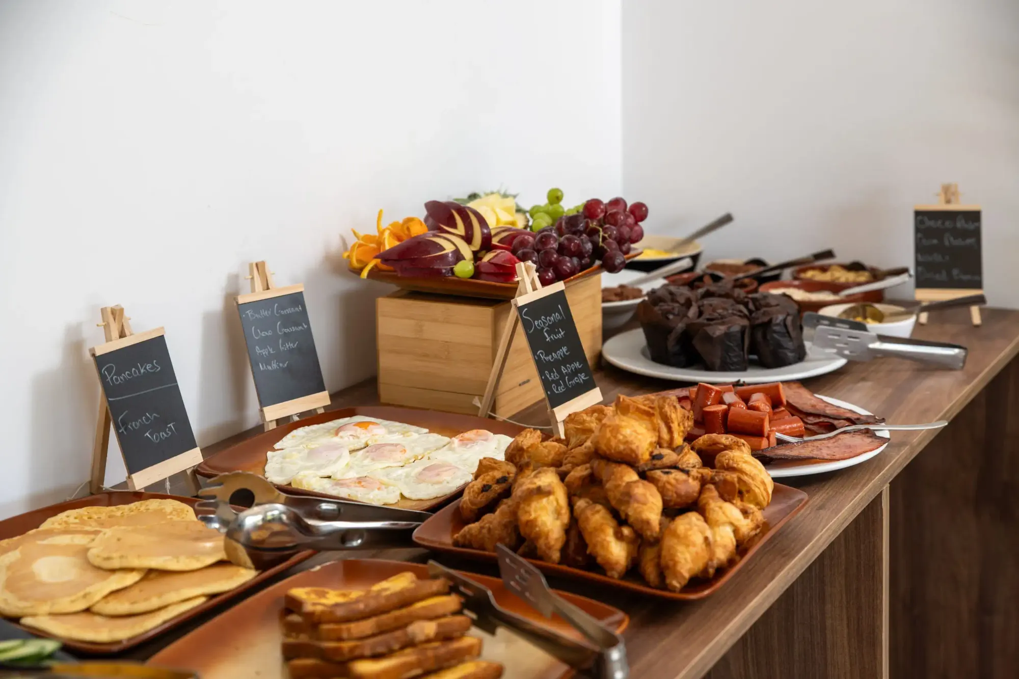 Fresh bread & pastries