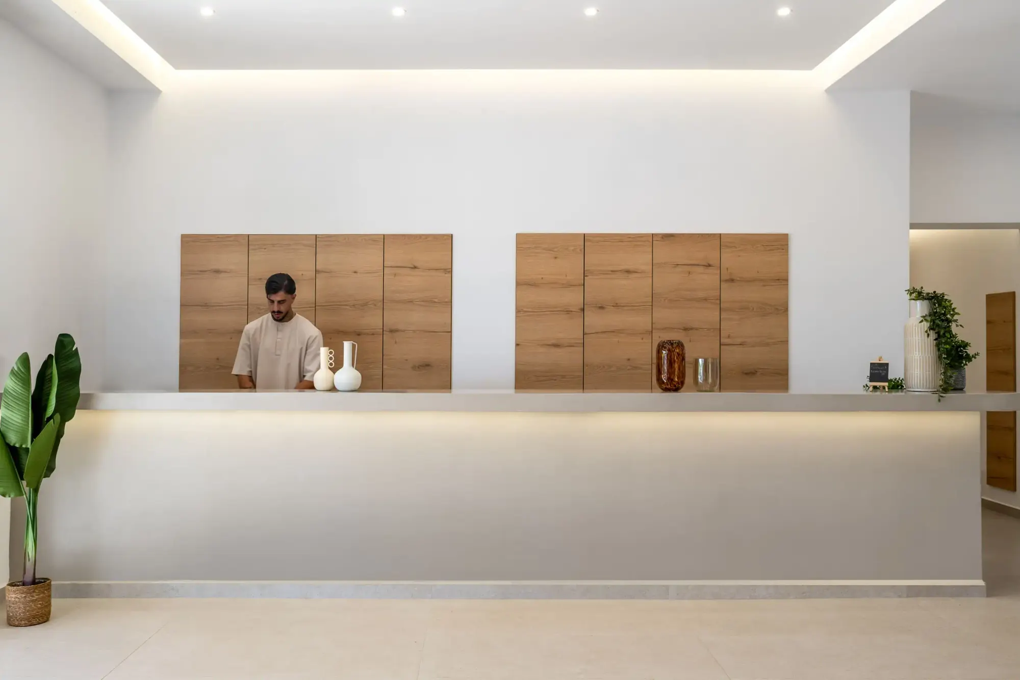 Reception desk